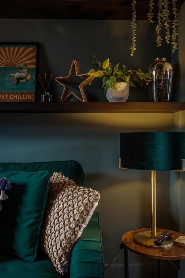 Stylish Romantic Country Escape Near Chester Christleton Extérieur photo