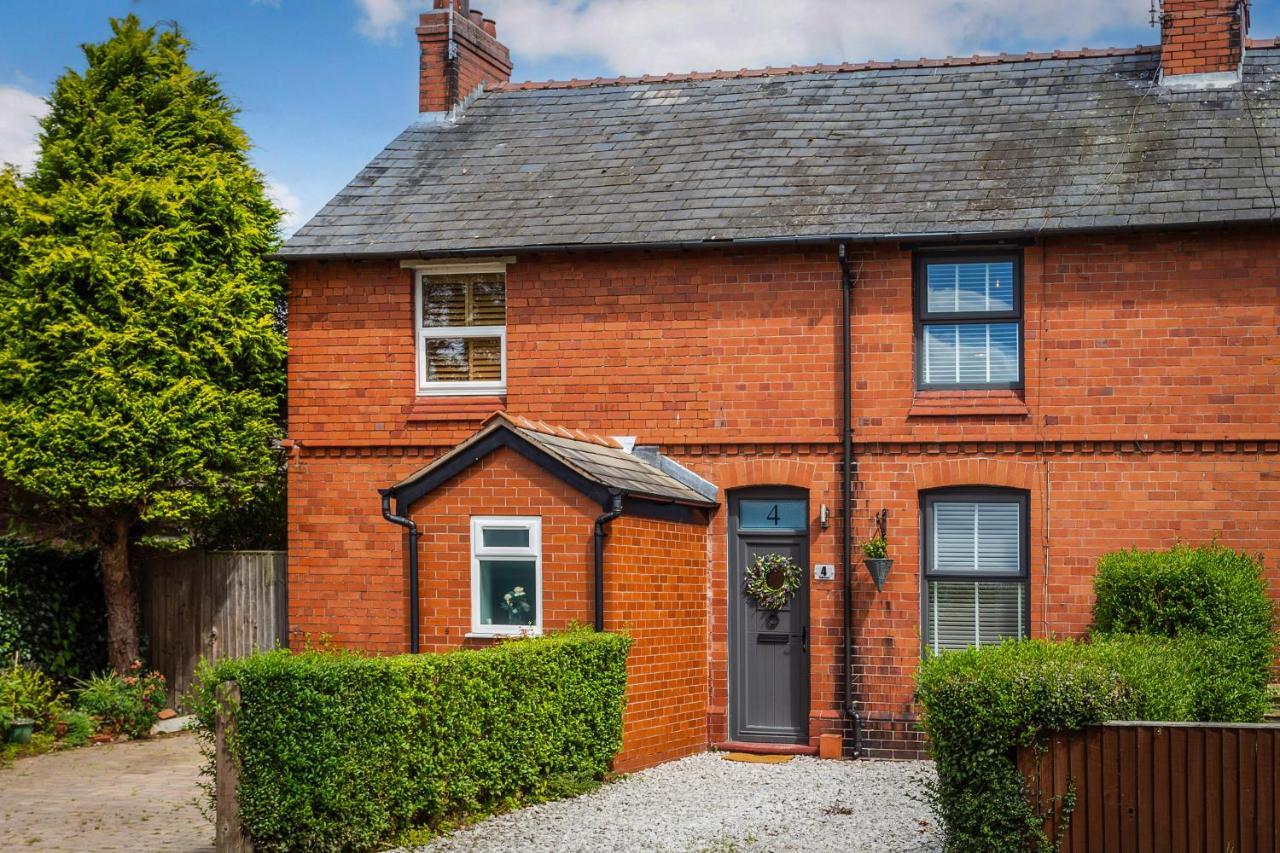 Stylish Romantic Country Escape Near Chester Christleton Extérieur photo