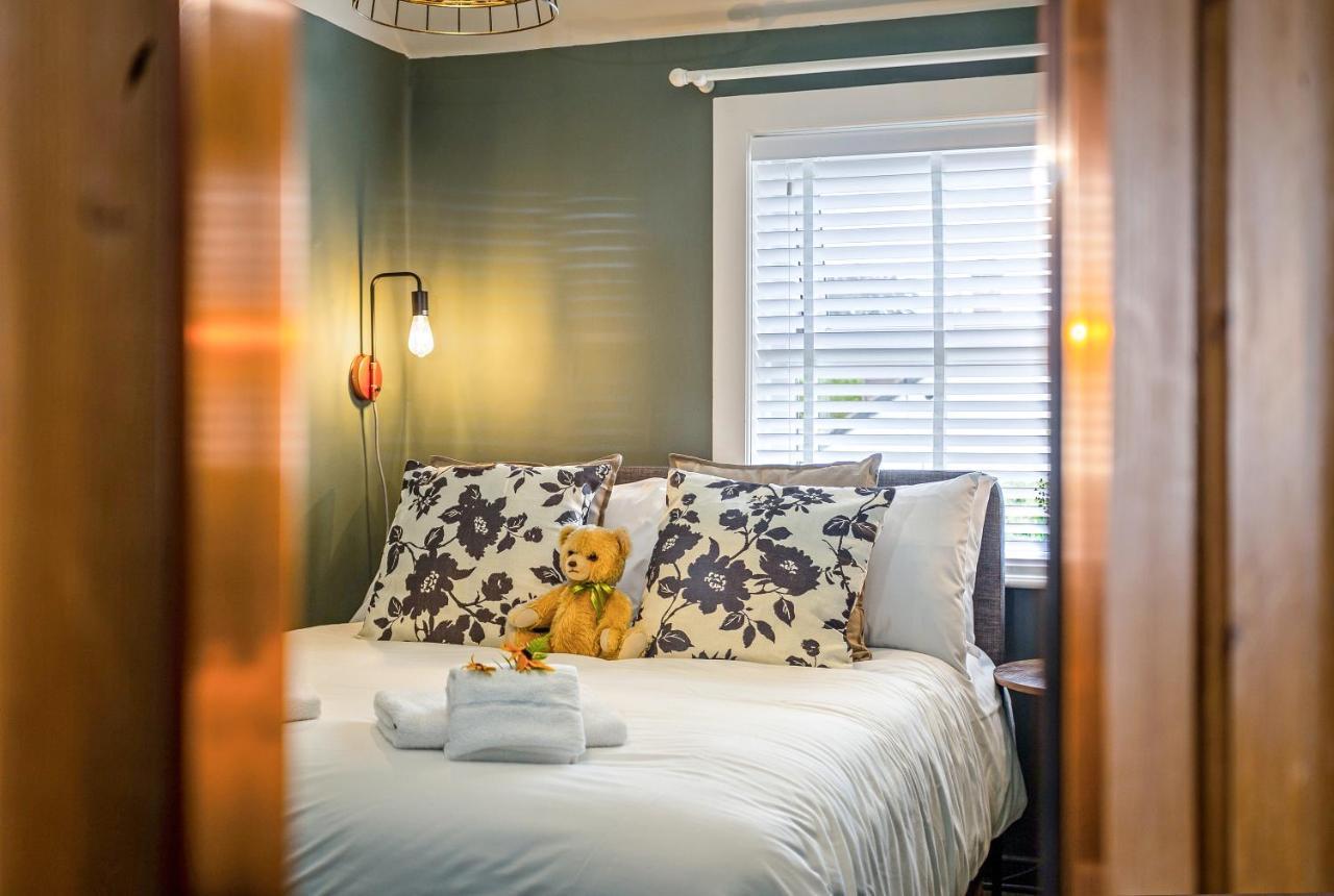 Stylish Romantic Country Escape Near Chester Christleton Extérieur photo
