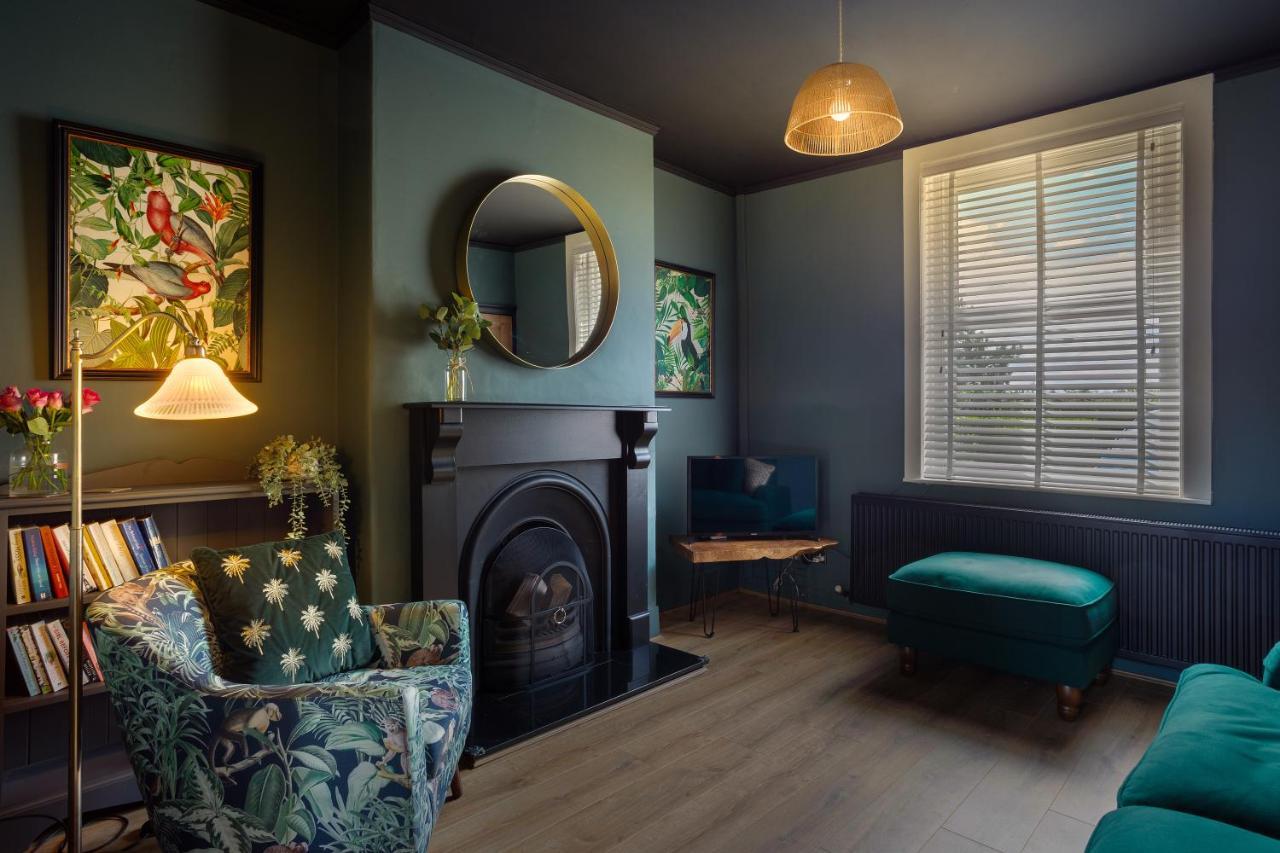 Stylish Romantic Country Escape Near Chester Christleton Extérieur photo